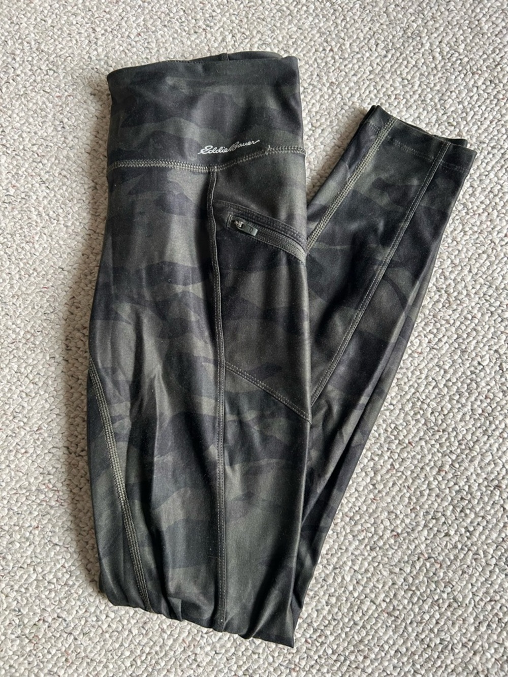 Eddie Bauer Women’s Black Camouflage Active Leggings